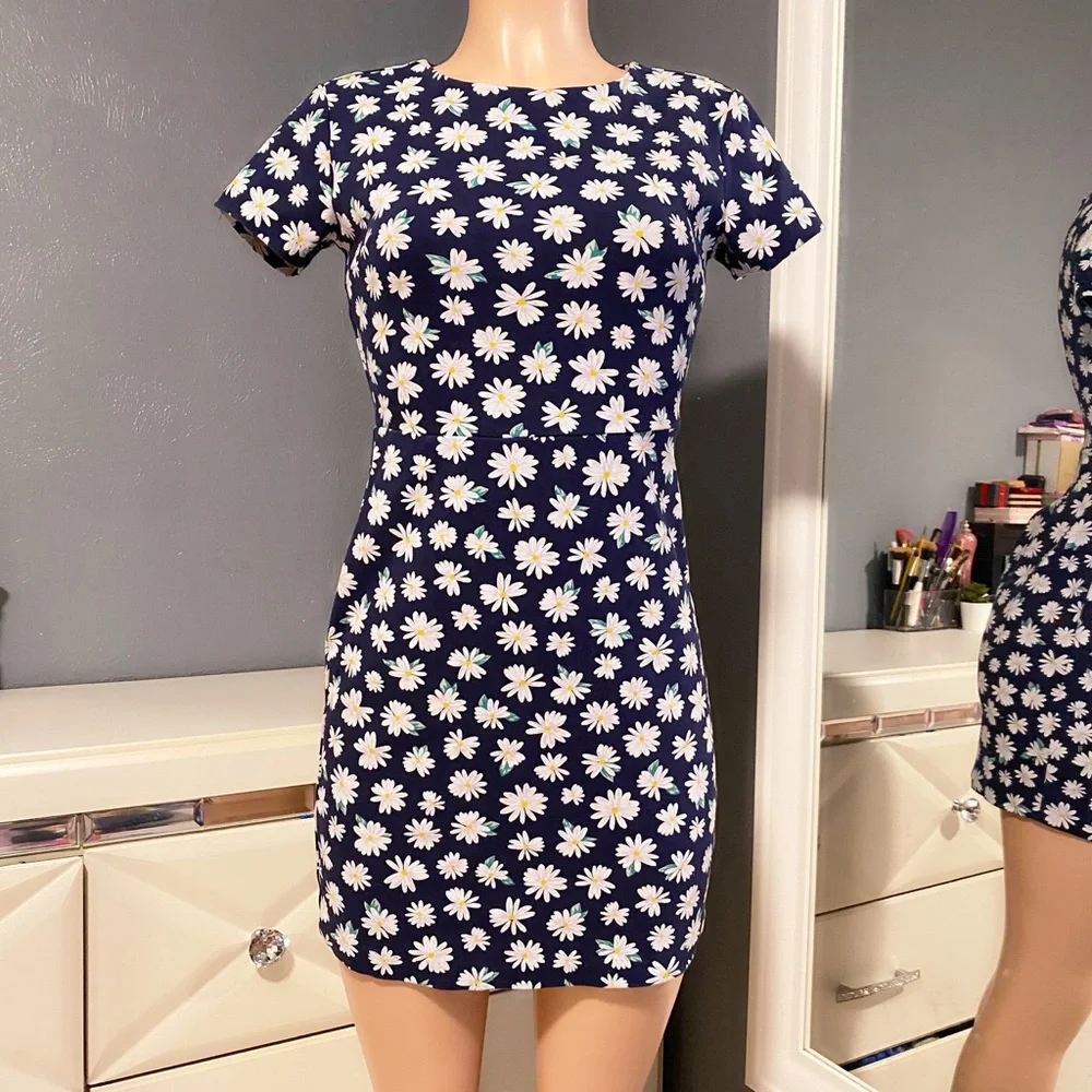 Old Navy Floral Print Bodycon Dress